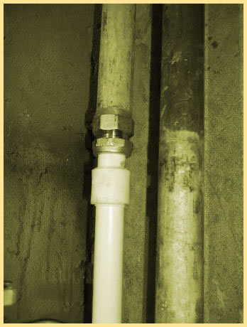 Стыковка ПНД труб с металопластиковыми